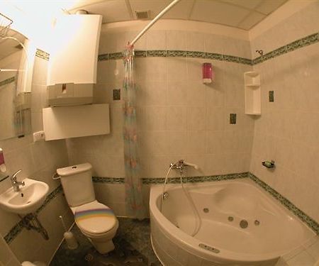 Pragues Rainbow Guest House Екстер'єр фото