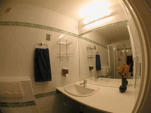 Pragues Rainbow Guest House Екстер'єр фото